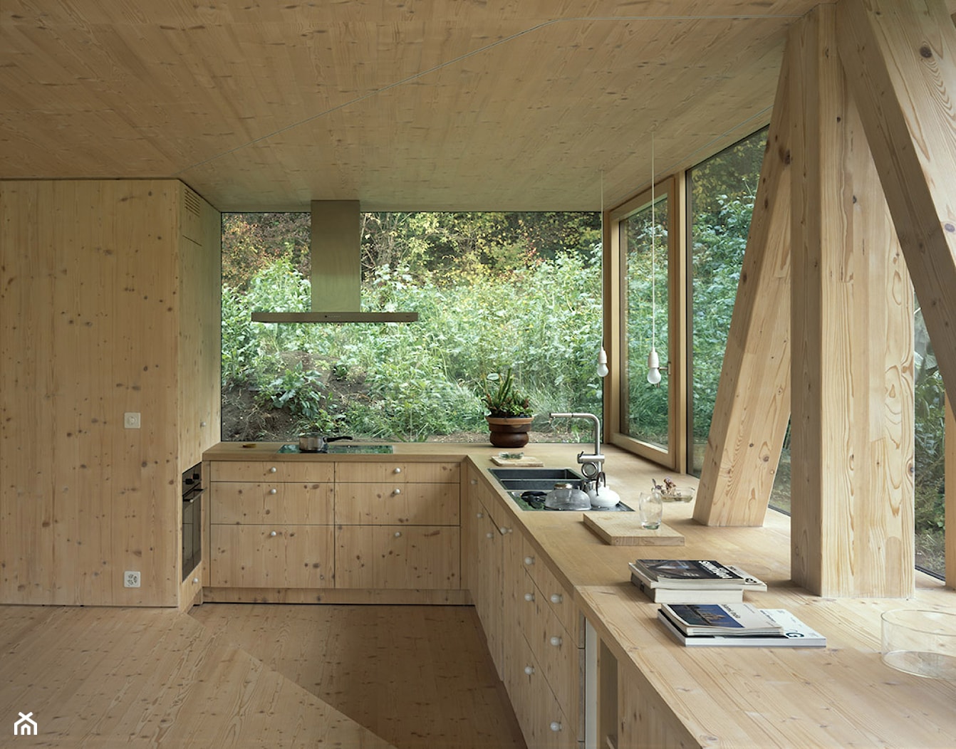 Dom wykonany w technologi drewna CLT - zdjęcie od MultiComfort - Homebook