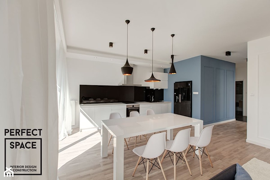 White, Black & Blue - Kuchnia, styl skandynawski - zdjęcie od Perfect Space Interior Design & Construction