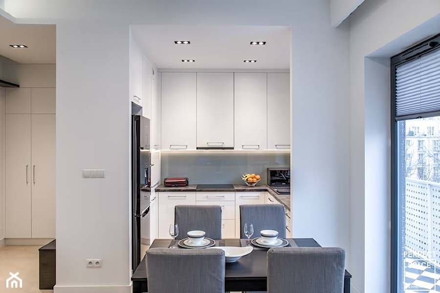 Nowa Era - 3 pokoje - Kuchnia - zdjęcie od Perfect Space Interior Design & Construction