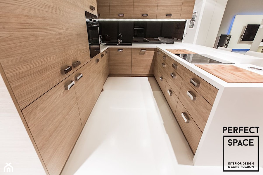 Komiks / 120 m - Kuchnia, styl minimalistyczny - zdjęcie od Perfect Space Interior Design & Construction