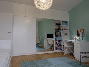 Moje, Twoje, Nasze - 4 pokojowe mieszkanie - Pokój dziecka - zdjęcie od Perfect Space Interior Design & Construction