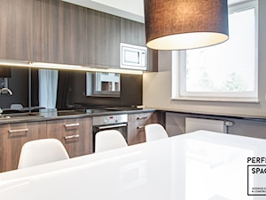 Dark Chocolate / 71m, standard BOLD - Kuchnia, styl minimalistyczny - zdjęcie od Perfect Space Interior Design & Construction