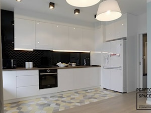 Sobotnie Popołudnie - 2 pokoje - Kuchnia - zdjęcie od Perfect Space Interior Design & Construction