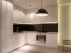 2+1 / 79 m2 - Kuchnia, styl minimalistyczny - zdjęcie od Perfect Space Interior Design & Construction