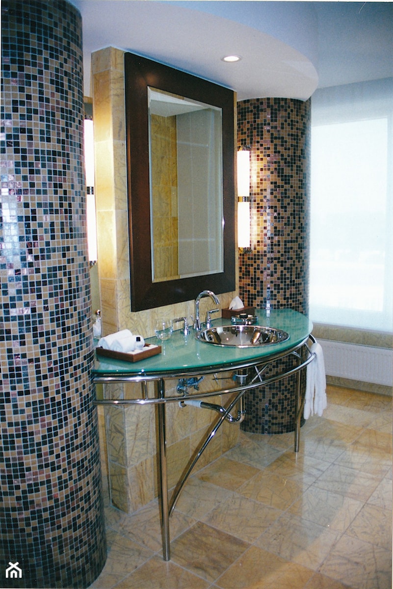 łazienka w apartamencie - zdjęcie od OMII. Agata Słoma