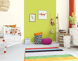 Aranżacje - pokój dziecka - Średni biały zielony pokój dziecka dla niemowlaka dla dziecka dla chłopc ... - zdjęcie od Magnat Magia Szlachetnych Barw - Homebook