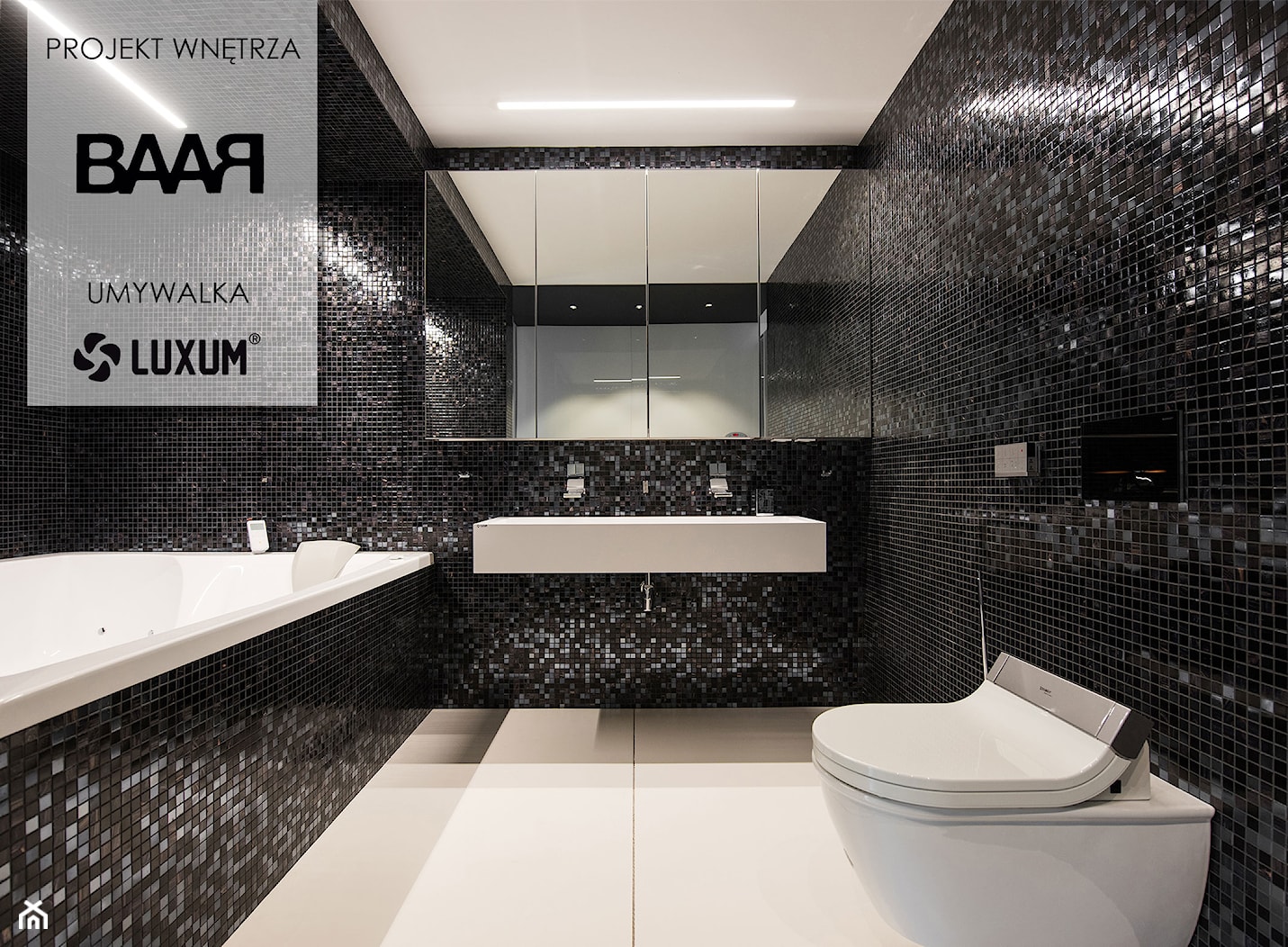 Świetlista mozaika i białe wyposażenie łazienki. - Łazienka, styl nowoczesny - zdjęcie od Luxum - Homebook