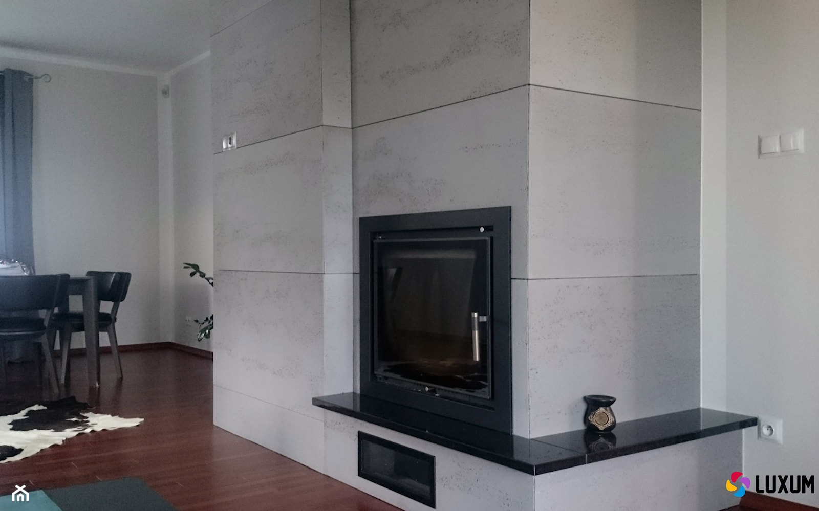 Okładzina kominkowa z betonu architektonicznego - zdjęcie od Luxum - Homebook