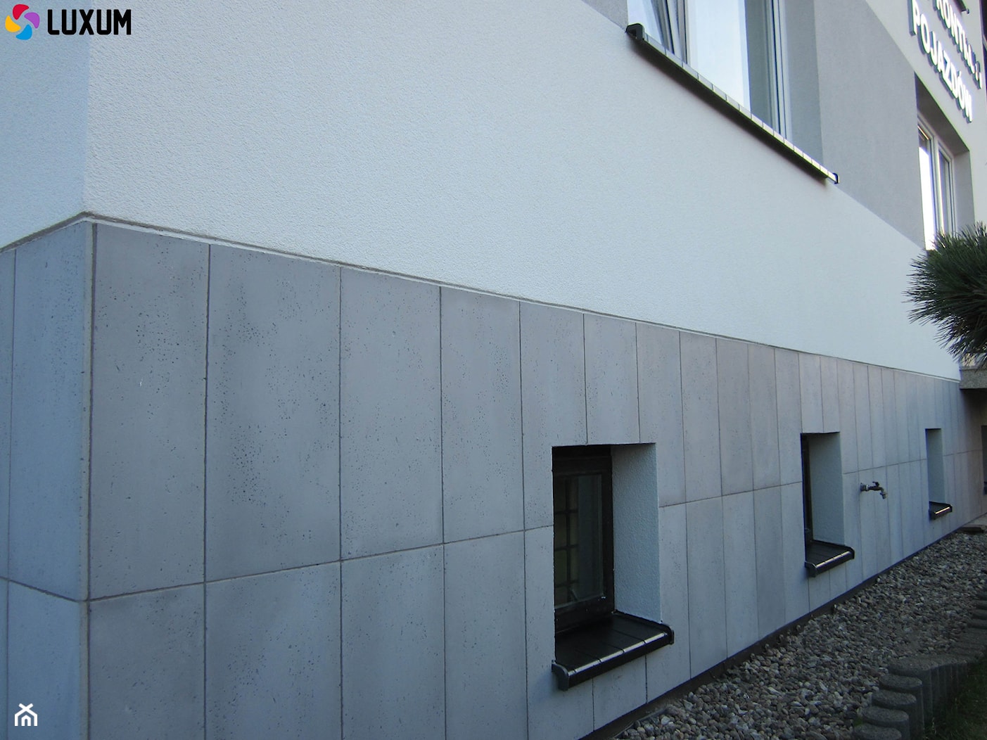 Elewacja z płyt z betonu architektonicznego - zdjęcie od Luxum - Homebook
