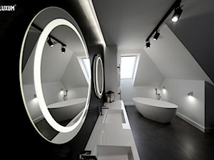 Nowoczesne łazienki. Zdjęcie autentyczne ( nie wizualizacja ) - zdjęcie od Luxum