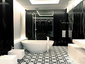 Elegancka łazienka w stylu glamour. - Duża łazienka, styl glamour - zdjęcie od Luxum
