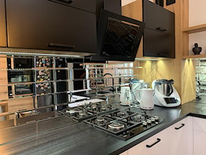 Płytki lustrzane w kuchni - zdjęcie od Luxum