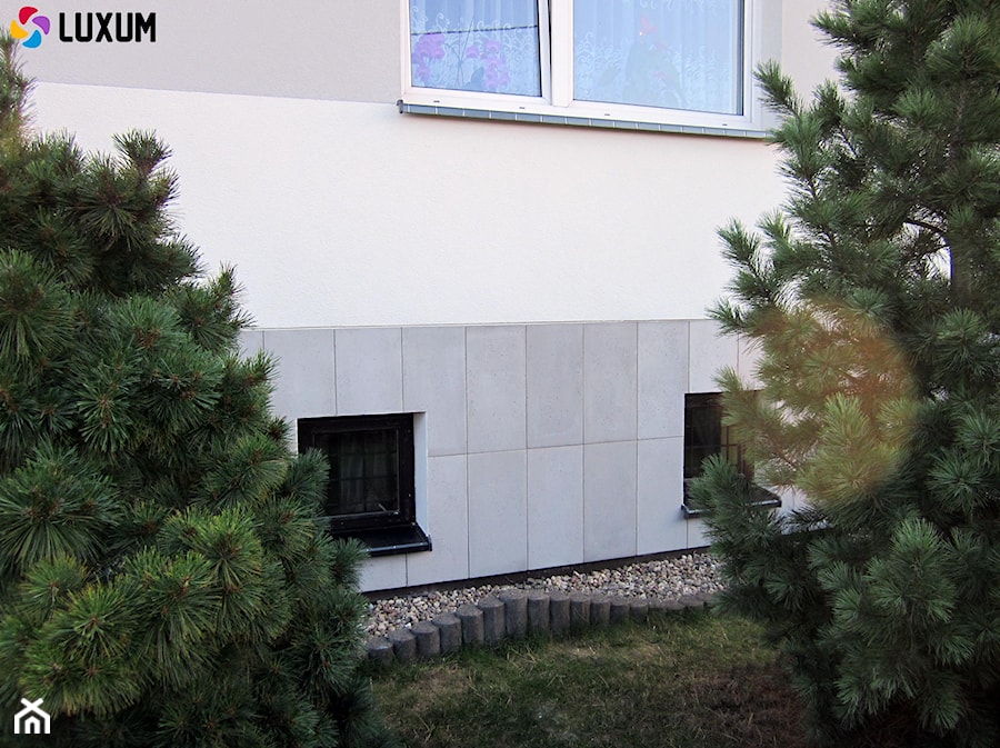 Elewacja z płyt z betonu architektonicznego - zdjęcie od Luxum