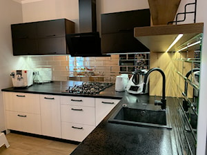 Płytki lustrzane Luxformat w kuchni - zdjęcie od Luxum