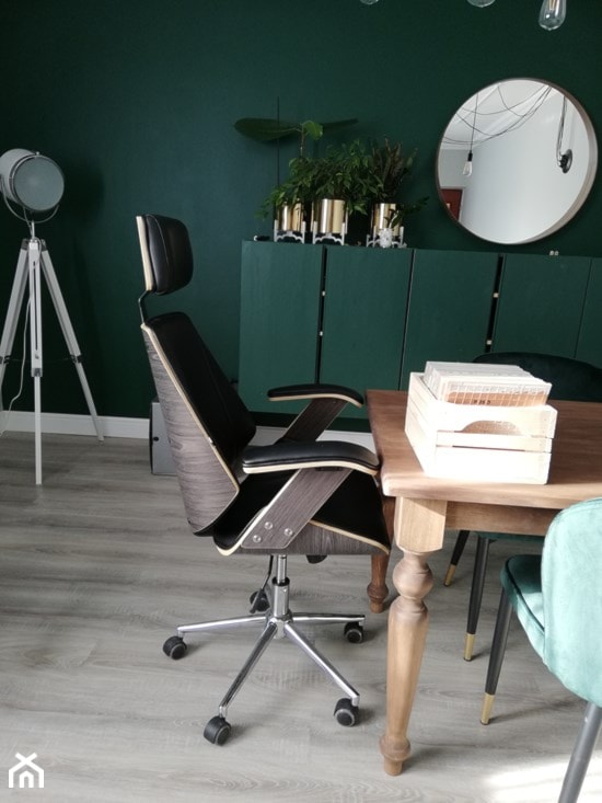 BIURO PROJEKTOWE - Średnie w osobnym pomieszczeniu białe zielone biuro, styl rustykalny - zdjęcie od EMKU - Homebook