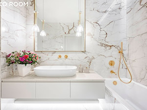 Eleganckie mieszkanie z elementami glamour - Średnia łazienka, styl glamour - zdjęcie od Pracownia Architektury Wnętrz Decoroom
