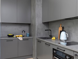 Decoroom: Wnętrze w szarościach i błękitach - Kuchnia, styl nowoczesny - zdjęcie od Pracownia Architektury Wnętrz Decoroom