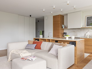 Ponadczasowa klasyka - minimalistyczny apartament na Ursynowie
