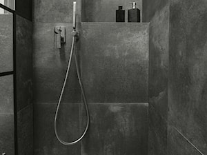 Monochromatyczna łazienka - prysznic - zdjęcie od Pracownia Architektury Wnętrz Decoroom