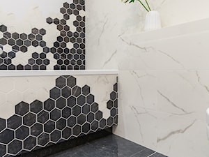 Łazienka z płytkami heksagonalnymi - Łazienka, styl nowoczesny - zdjęcie od Pracownia Architektury Wnętrz Decoroom