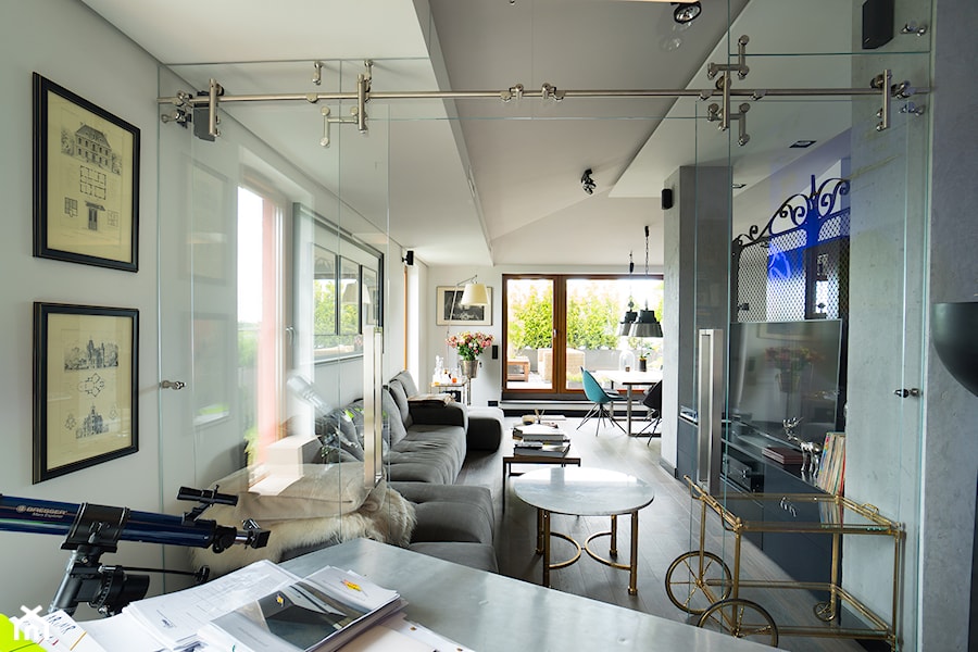 Sadyba 110 - Duże w osobnym pomieszczeniu z sofą białe biuro, styl nowoczesny - zdjęcie od Łukasz Milewski Architekt