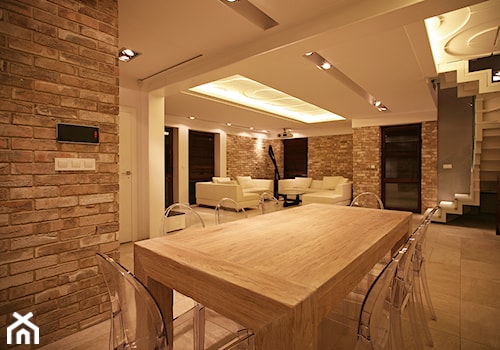 Przebudowa oraz projekt architektury wnętrz w domu jednorodzinnym - Duża szara jadalnia jako osobne pomieszczenie, styl nowoczesny - zdjęcie od Żurek Studio
