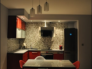 Kuchnia czerwony lakier - Kuchnia, styl nowoczesny - zdjęcie od Sysło-Projekt