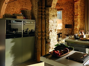 Duża kuchnia, styl rustykalny - zdjęcie od Franke