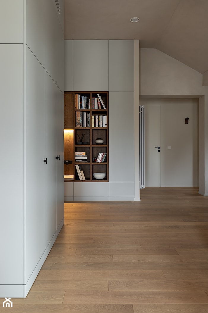 HSK APARTMENT - Hol / przedpokój, styl minimalistyczny - zdjęcie od Oskar Firek Architects - Homebook