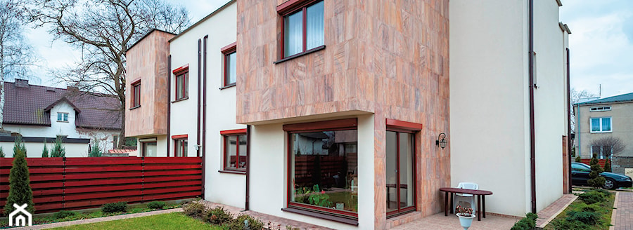 Domek jednorodzinny w miejscowości Wawer - Duże jednopiętrowe nowoczesne domy wielorodzinne murowane - zdjęcie od Sokółka Okna i Drzwi S.A.