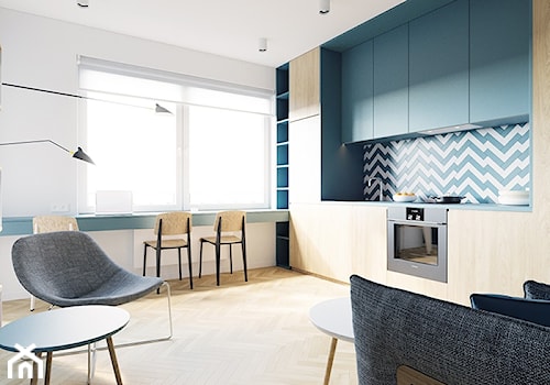 Kolorowa kawalerka - Mały biały niebieski salon z kuchnią z jadalnią, styl nowoczesny - zdjęcie od 081 architekci