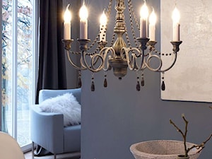 Nuta najprawdziwszej klasyki dla nowoczesnego wnętrza | żyrandol świecznikowy - oświetlenie w stylu prowansalskim | retro | vintage | rustykalnym - zdjęcie od =mlamp.pl= | rozświetlamy wnętrza
