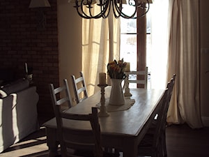 Dom Prowansalski - Średnia szara jadalnia w salonie, styl prowansalski - zdjęcie od K.S.Project Katarzyna Sołtyńska-Nawratek
