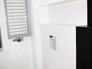 Łazienka Black and White - Mała średnia łazienka, styl minimalistyczny - zdjęcie od wyszomirska design