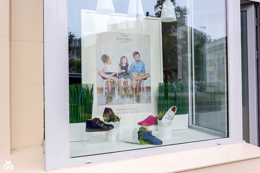 Sklep z obuwiem dla dzieci - Wnętrza publiczne - zdjęcie od Renee's Interior Design - Homebook