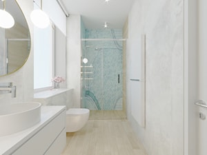 Elegancka łazienka z dominującym akcentem - Średnia z lustrem łazienka z oknem - zdjęcie od Renee's Interior Design