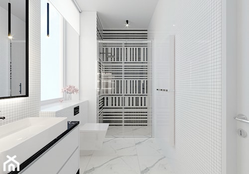 Elegancka łazienka z dominującym akcentem - Duża z lustrem z marmurową podłogą z punktowym oświetleniem łazienka z oknem - zdjęcie od Renee's Interior Design