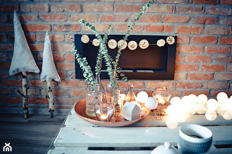 Święta w kolorze aksamitnej zieleni i miedzi - Mały salon, styl skandynawski - zdjęcie od My Sweet Dreaming Home