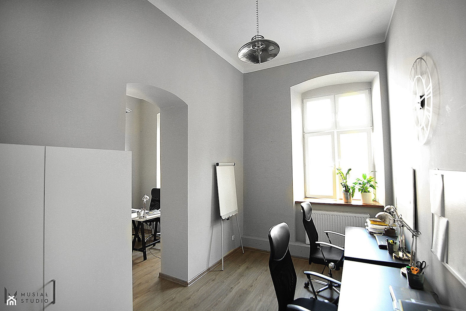 Aranżacja biura Idea House Częstochowa - Wnętrza publiczne, styl skandynawski - zdjęcie od Musiał Studio - Homebook