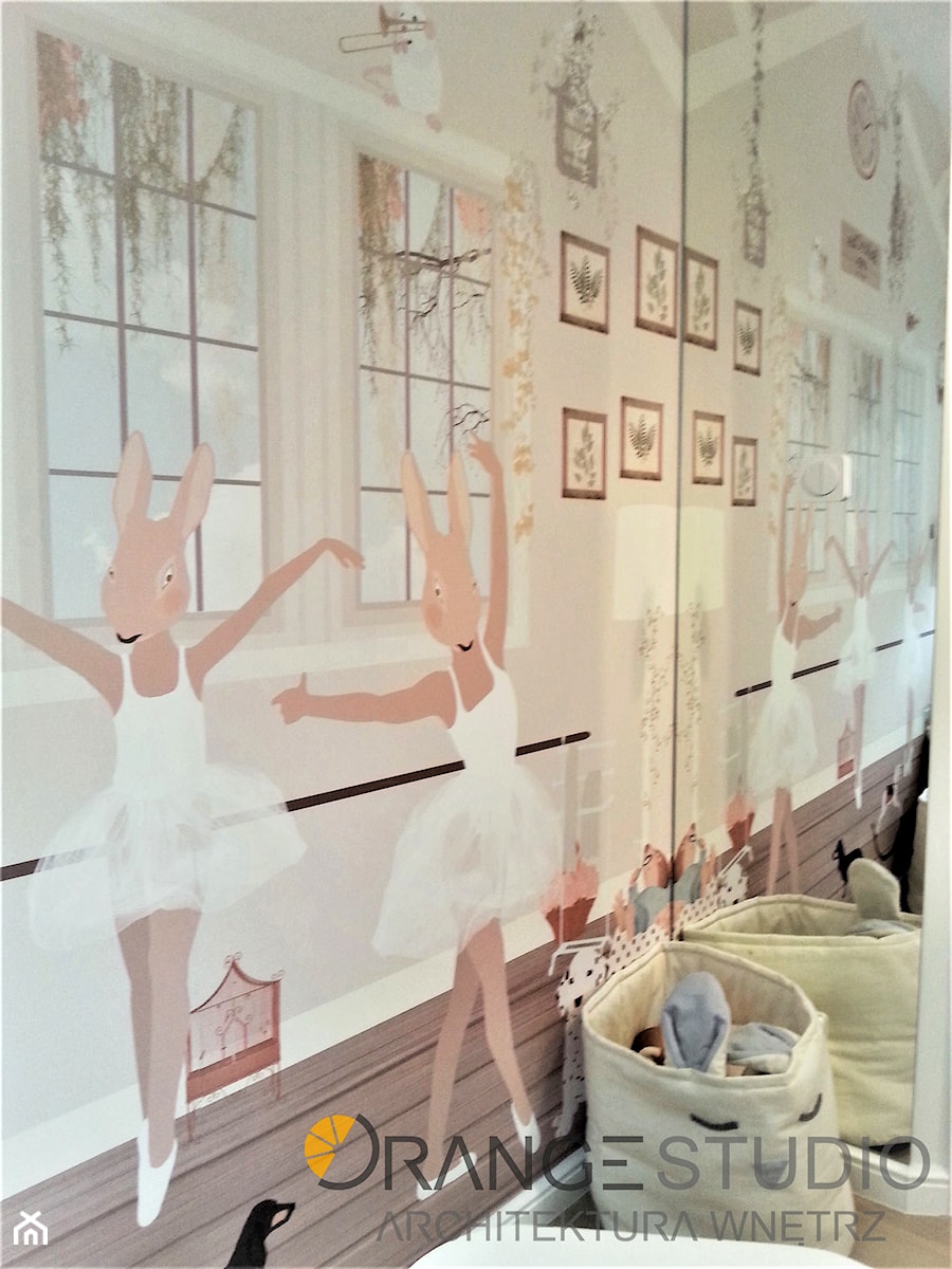 Pokoje dziecięce: Króliczkowy pokój - Pokój dziecka, styl skandynawski - zdjęcie od ORANGE STUDIO