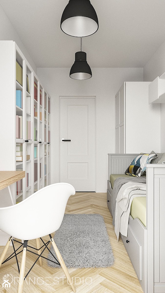 Prosty pokój do pracy zagospodarowany meblami z Ikea - zdjęcie od ORANGE STUDIO