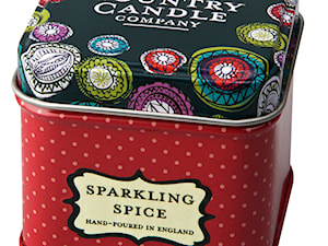 Świeca zapachowa "Sparkling Spice" w puszce - zdjęcie od House to Home