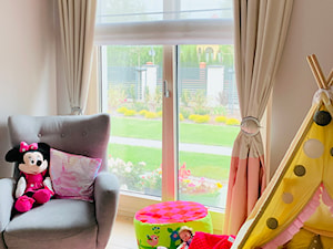 3 rzeczy, które musisz wiedzieć, wybierając osłony okienne do pokoju dziecka 