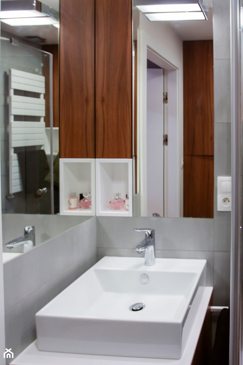 Mała, ale funkcjonalne łazienka - zdjęcie od Abrys Pracownia projektowania wnętrz