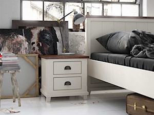 Mała szara sypialnia, styl prowansalski - zdjęcie od SEART.PL