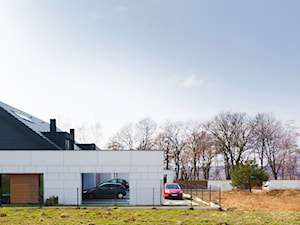 Dom bliźniak w Zielonkach - Duże jednopiętrowe nowoczesne domy jednorodzinne murowane z dwuspadowym dachem, styl nowoczesny - zdjęcie od magda jagannathan pracownia projektowa JAGANNA