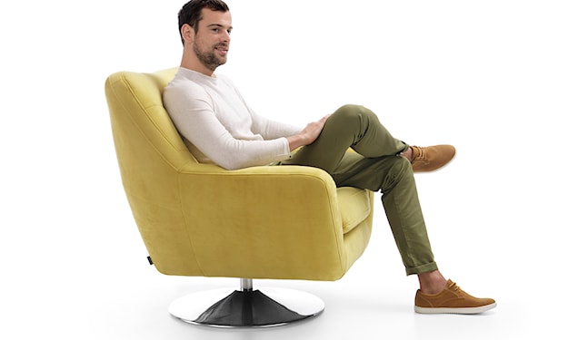 nowoczesny żółty fotel obrotowy