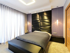 DOM RODZINNY PRUSZCZ GDAŃSKI - Średnia fioletowa szara sypialnia, styl nowoczesny - zdjęcie od STUDIO FORMA
