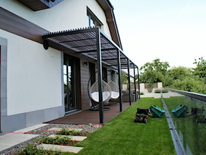 Gdynia Pogórze- Realizacja ogrodu i elewacji domu 230 m2. - zdjęcie od Malee - Projektowanie z pasją