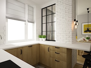 mieszkanie 105m2 z heksagonami - Średnia otwarta biała z zabudowaną lodówką z podblatowym zlewozmywakiem kuchnia w kształcie litery u z oknem, styl skandynawski - zdjęcie od Grafika i Projekt architektura wnętrz